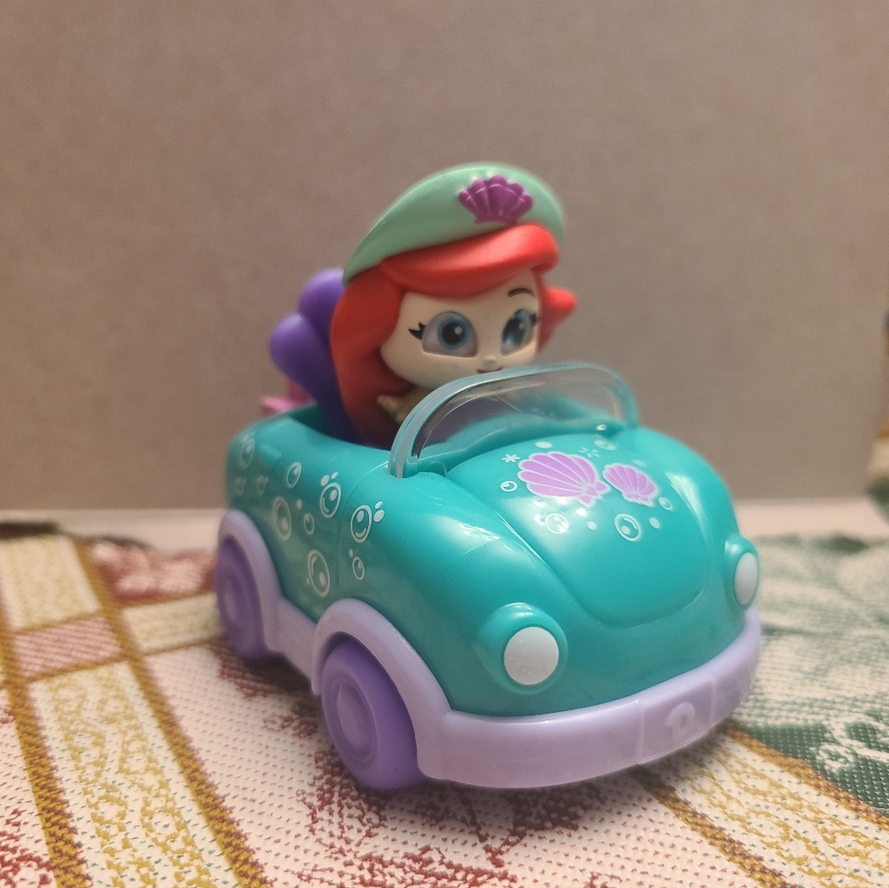 Disney doorables lets go vehicles